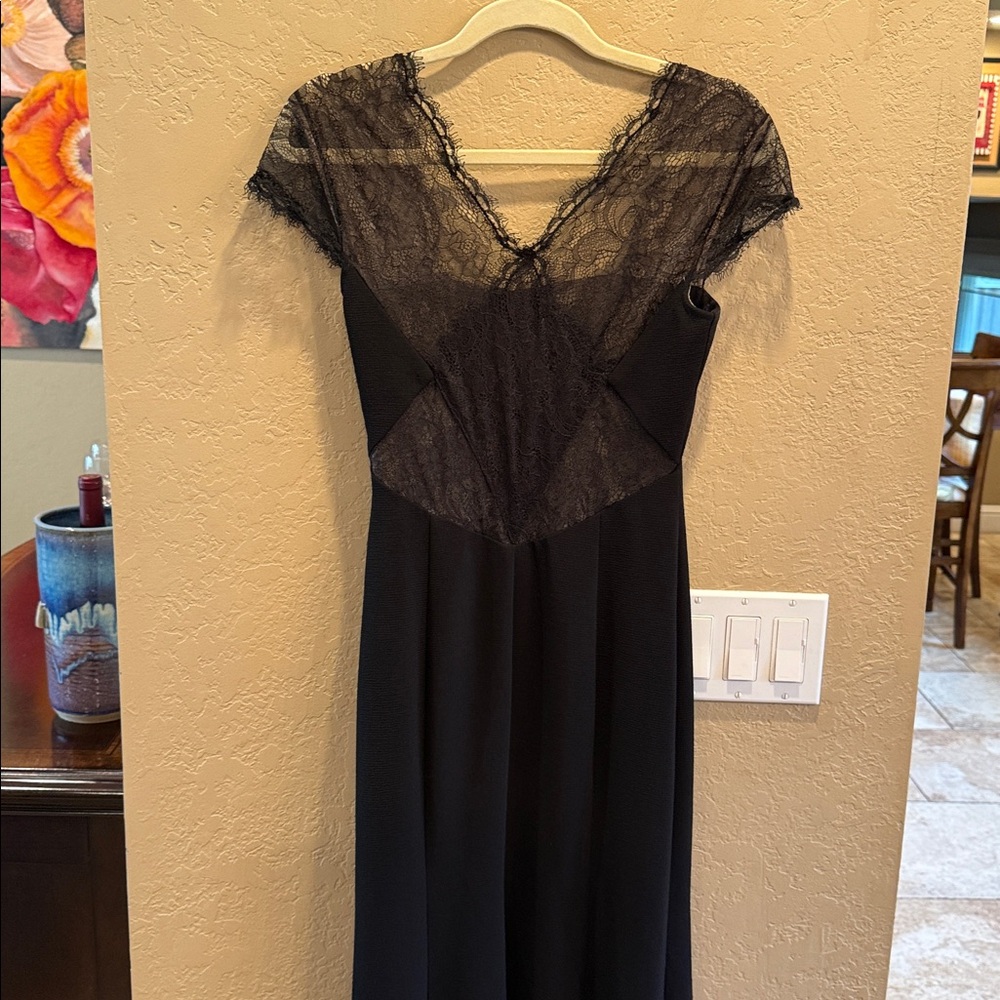 BCBG MaxAzria Black Lace Julia Crepe Gown Size 2 NEW - Picture 6 of 17